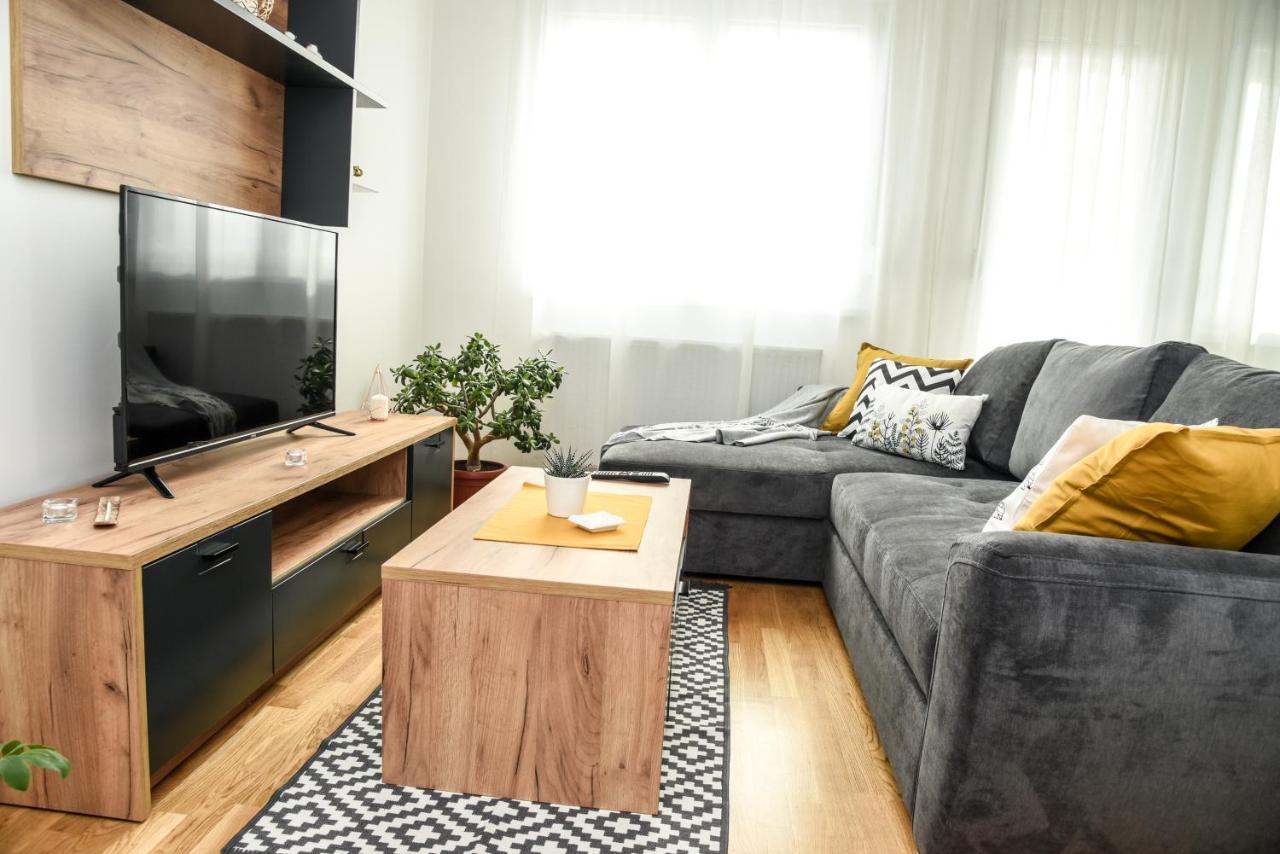 Suncokret Apartmani Loznica Exterior photo